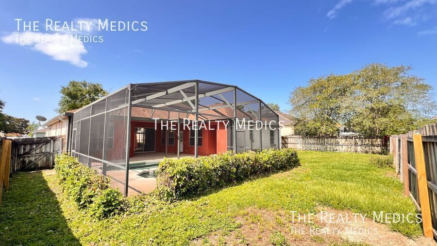 7823 Fernleaf Dr in Orlando, FL - Building Photo