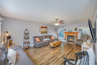 451 Indian Lake Dr in Maineville, OH - Building Photo - Building Photo