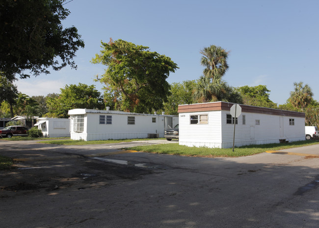 Lauderdale Mobile Home Park