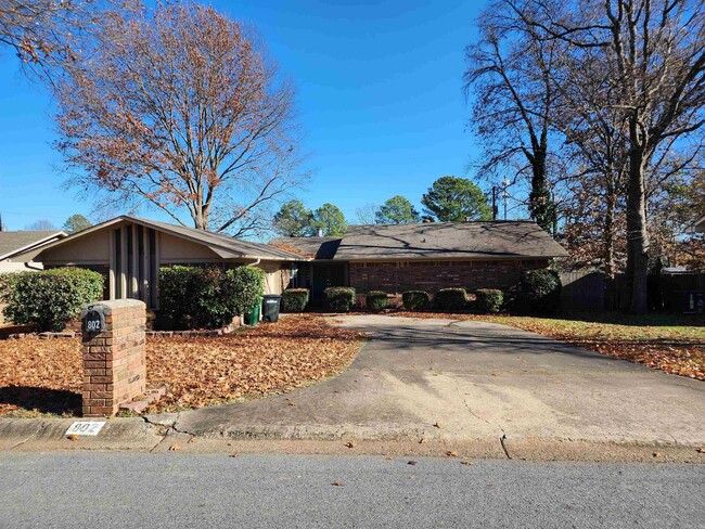 802 Holly Gail St in Sherwood, AR - Foto de edificio - Building Photo