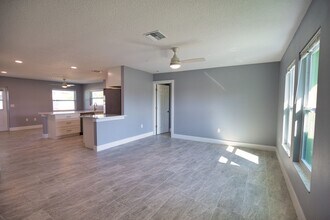 3392 Orange Rd in Venice, FL - Building Photo - Building Photo