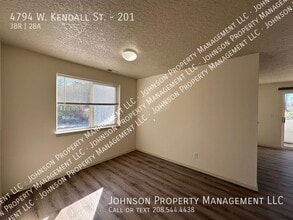 4794 W Kendall St in Boise, ID - Building Photo - Building Photo
