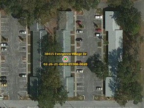 Evergreen Village in Zephyrhills, FL - Building Photo - Building Photo