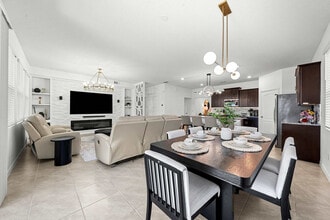 7552 Oakmoss Loop in Davenport, FL - Building Photo - Building Photo