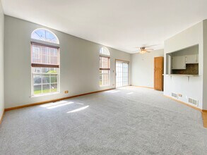 17617 Horseshoe Ln in Gurnee, IL - Building Photo - Building Photo