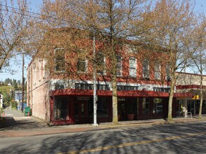 4909 Rainier Ave S in Seattle, WA - Building Photo - Building Photo