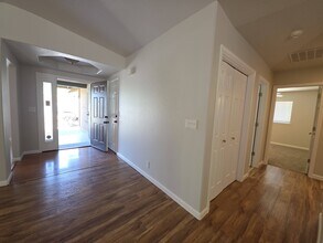 3179 Sunglow Dr in Redding, CA - Building Photo - Building Photo