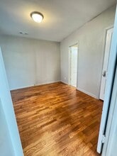 1614 N Grove St in Wichita, KS - Building Photo - Building Photo