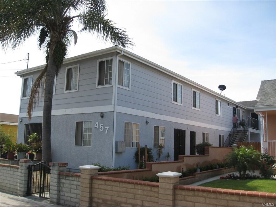 457 W 13th St in Los Angeles, CA - Building Photo