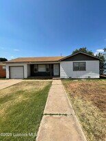 4914 40th St in Lubbock, TX - Building Photo
