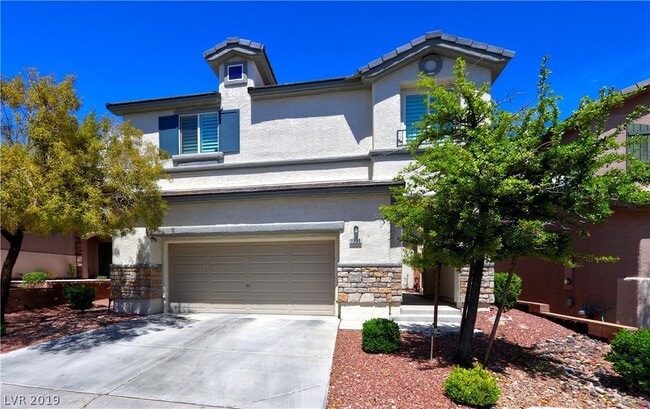 11236 Silent Hawk Ln in Las Vegas, NV - Foto de edificio - Building Photo