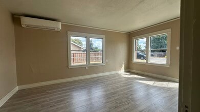 509 Marshall Ave in Modesto, CA - Foto de edificio - Building Photo