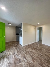 7428 S Puget Sound Ave in Tacoma, WA - Building Photo - Building Photo