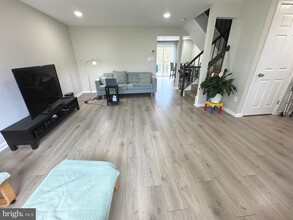 10507 Prairie Landing Terrace in North Potomac, MD - Building Photo - Building Photo