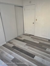 8142 Scottsdale Dr, Unit Room 1 in Sacramento, CA - Foto de edificio - Building Photo