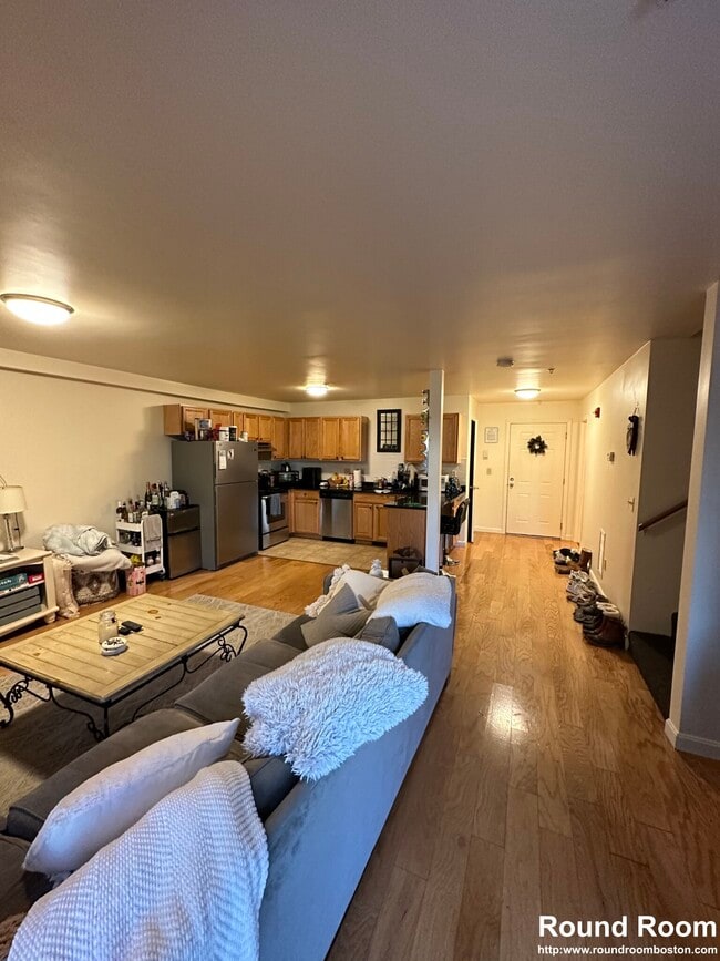 36 Raymond St, Unit A