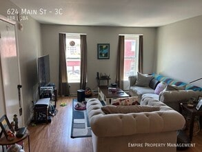 624 Main St in Slatington, PA - Building Photo - Building Photo