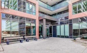 2545 Simcoe St N in Oshawa, ON - Building Photo - Building Photo