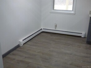 2944 NY-17K in Middletown, NY - Building Photo - Building Photo