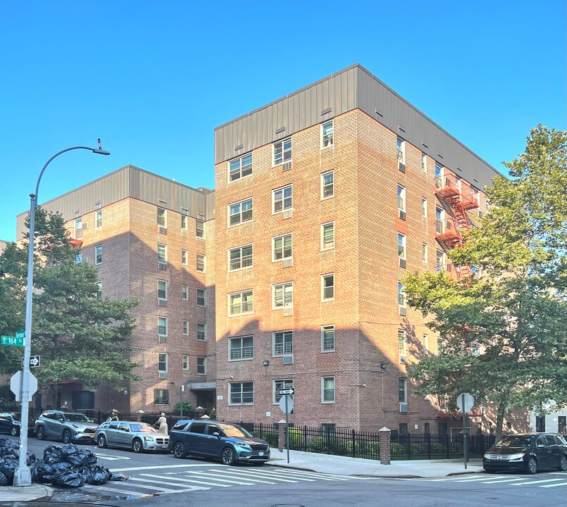 Sherman Terrace Co-Op in Bronx, NY - Building Photo