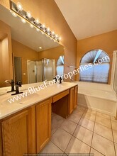 9035 N Silver Moon Way in Tucson, AZ - Building Photo - Building Photo