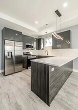 2712 W 24th Pl in Chicago, IL - Building Photo - Building Photo