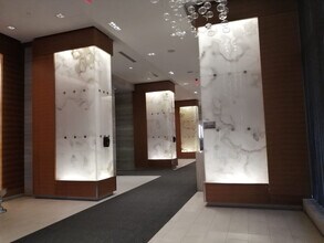 300 Front St W in Toronto, ON - Building Photo - Building Photo