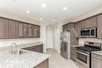 2265 Sky Island Dr in Henderson, NV - Building Photo - Building Photo