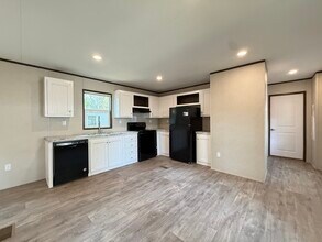 127 Peggy St in Conroe, TX - Building Photo - Building Photo