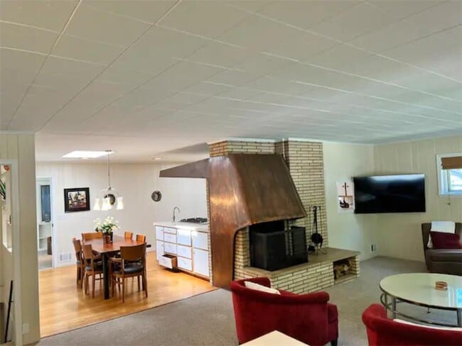 4005 W 44th St in Edina, MN - Building Photo - Building Photo