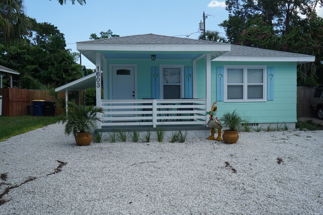 property at 1603 N Osceola Ave