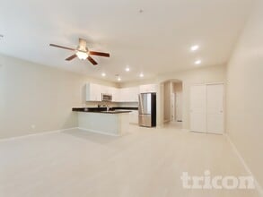 12573 W Hummingbird Terrace in Peoria, AZ - Building Photo - Building Photo