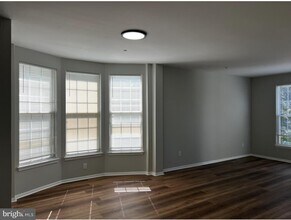 9212 Owings Choice Ct in Owings Mills, MD - Building Photo - Building Photo