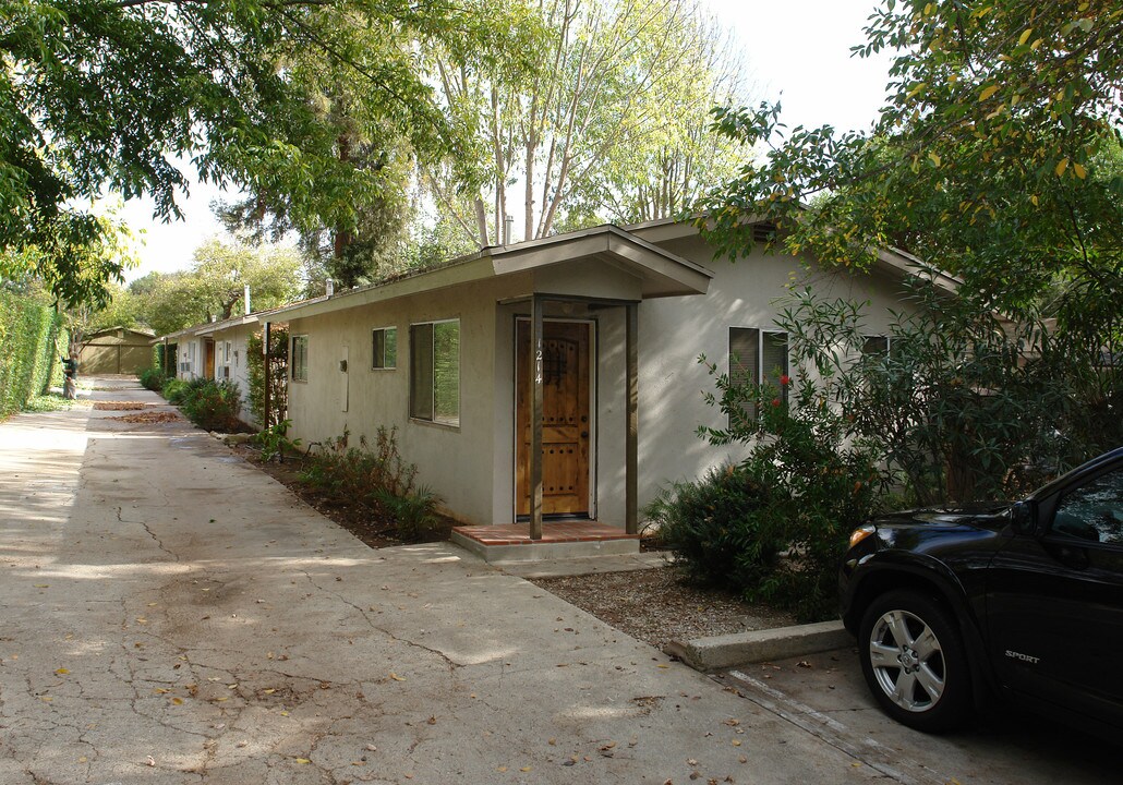 Tico Road Cottages in Ojai, CA - Building Photo