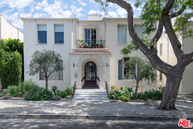 property at 414 N Curson Ave