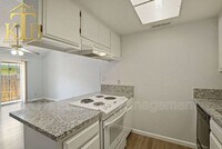 5045 Sparrow Ct photo'