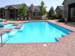 7442 S Quail Cir, Unit 2124 in Littleton, CO - Building Photo - Building Photo