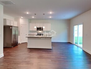 3820 Chivalry Dr in Douglasville, GA - Foto de edificio - Building Photo