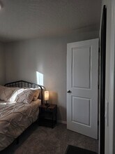 600 Van Wy in Grandview, WA - Building Photo - Building Photo