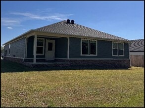 4344 Sloan Dr in Alexander, AR - Foto de edificio - Building Photo