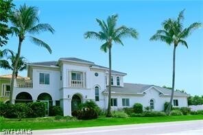 11002 Vanderbilt Dr in Naples, FL - Building Photo - Building Photo