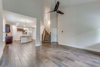 5839 Couble Fls in San Antonio, TX - Building Photo - Building Photo