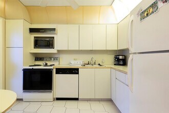 3051 N Course Dr in Pompano Beach, FL - Building Photo - Building Photo