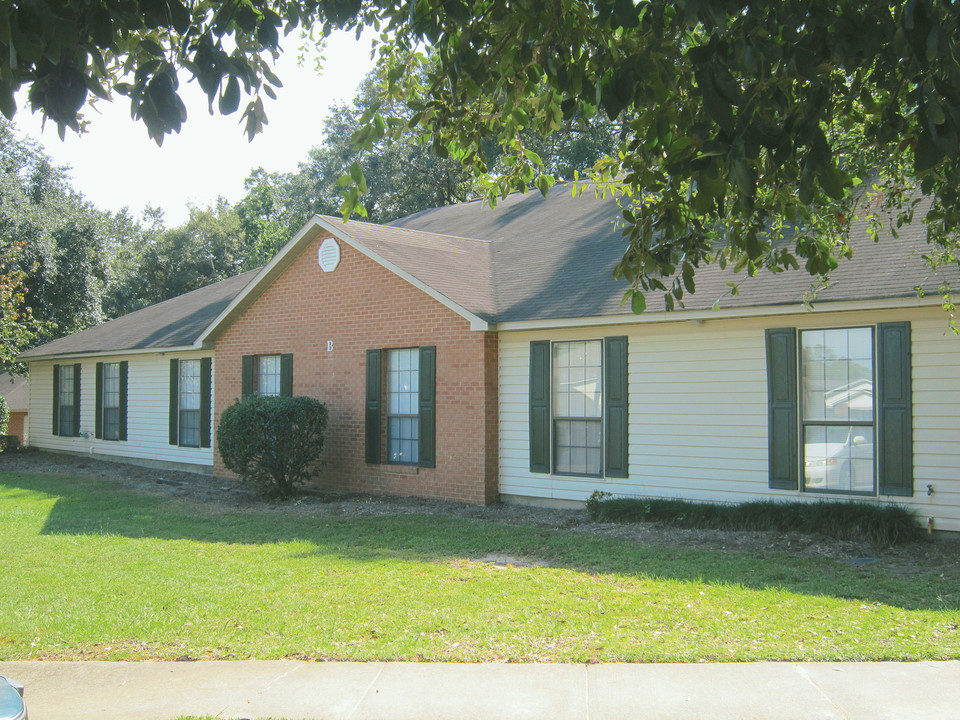 Hunters Run in Theodore, AL - Foto de edificio