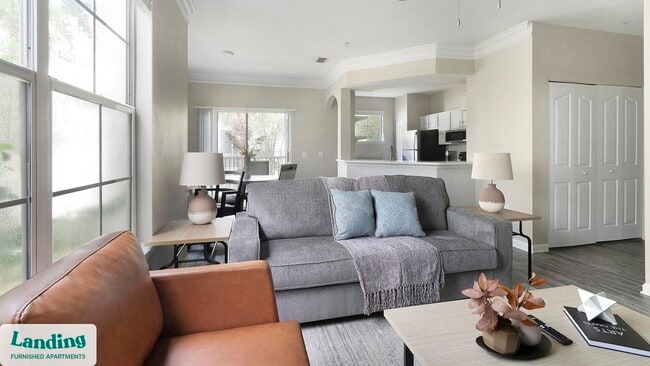 4435 Touchton Rd in Jacksonville, FL - Foto de edificio - Building Photo