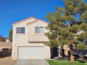 3732 Shimmering Creek Ave in North Las Vegas, NV - Foto de edificio - Building Photo