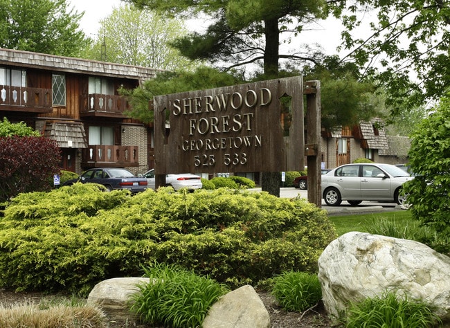 Sherwood Forest Apartments