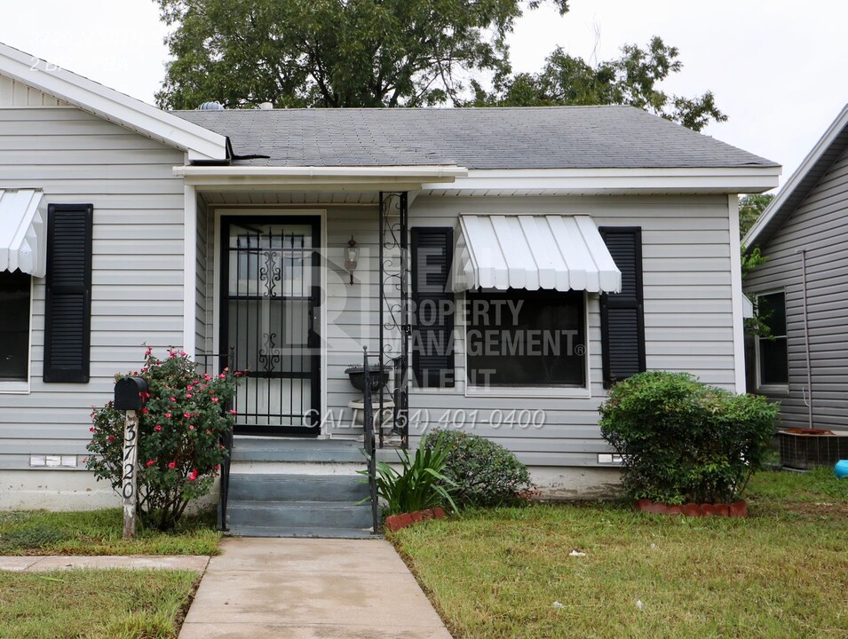 3720 N 20th St in Waco, TX - Building Photo