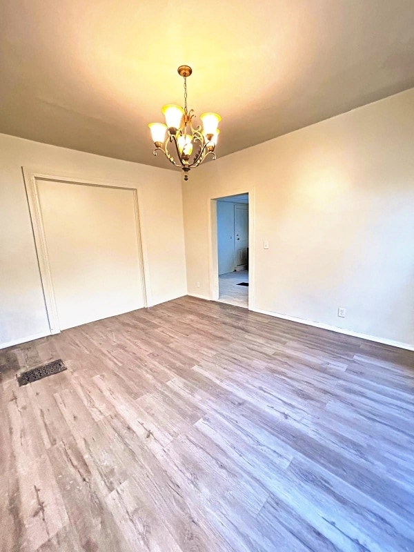 37 W Dorrance St in Kingston, PA - Foto de edificio - Building Photo