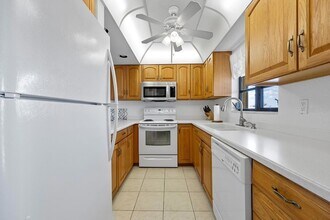 208 Lewis Cir, Unit 4A in Punta Gorda, FL - Building Photo - Building Photo